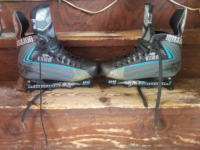 Mission Axiom A4 Inline Skates Wide Size 10 good condition