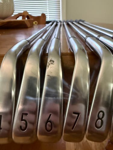 Titleist T100S 4-pw & 48 RH Stiff Steel Shaft (Used)