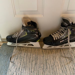 Bauer Elite Hockey Goalie Skates Size 8 Fit 2 W/ Super feet Insoles