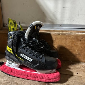 Bauer Supreme M3 Hockey Skates Extra Wide Width 7.5 (Used)