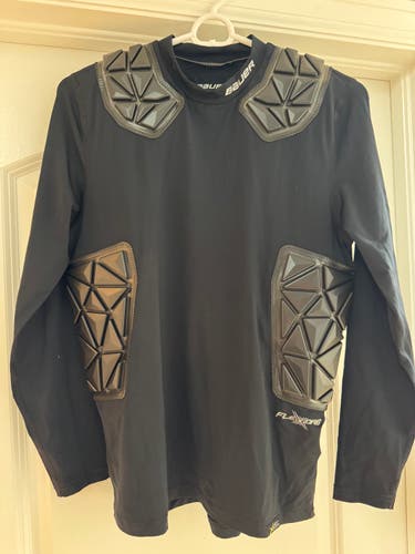 Bauer S20 Elite padded goalie base layer Shirt (Youth Large) (Used)