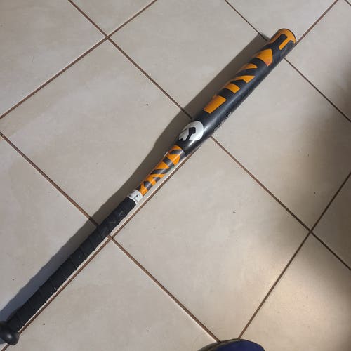 O G DeMarini Bat (-8) 26 oz 34" (Used)