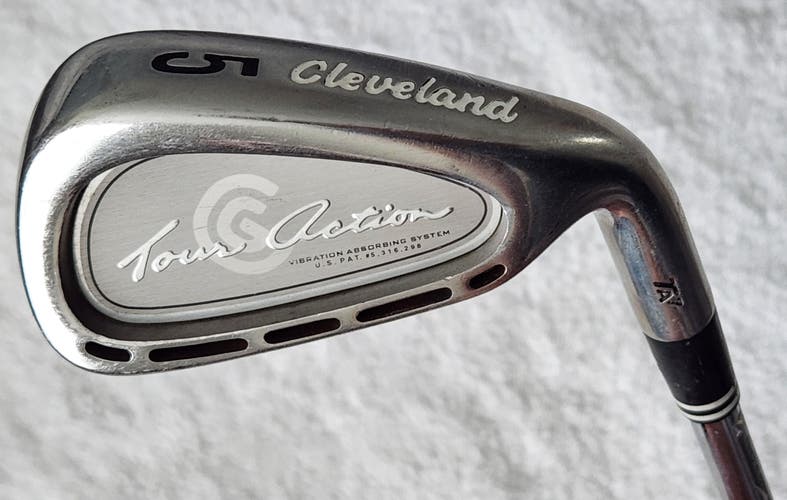 Cleveland Tour Action TA7 5 Iron RH; Steel Shaft