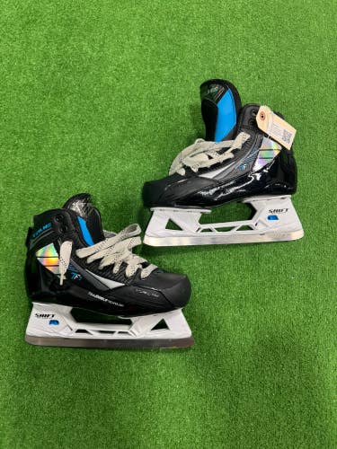 Intermediate True TF7 Hockey Goalie Skates Regular Width Size 5.5 (Used)