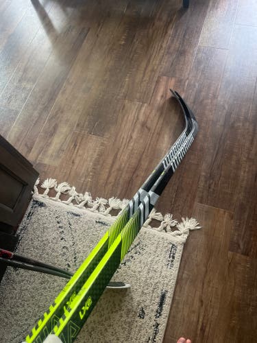 Senior Warrior Alpha LX2 Right Handed Hockey Stick W03 (Used)