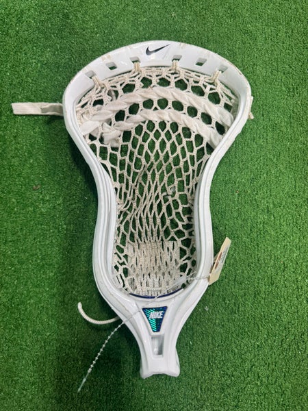 White Nike Lakota Strung Head (Used)