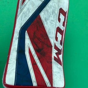 Red Intermediate CCM P2.5 Goalie Blocker Regular