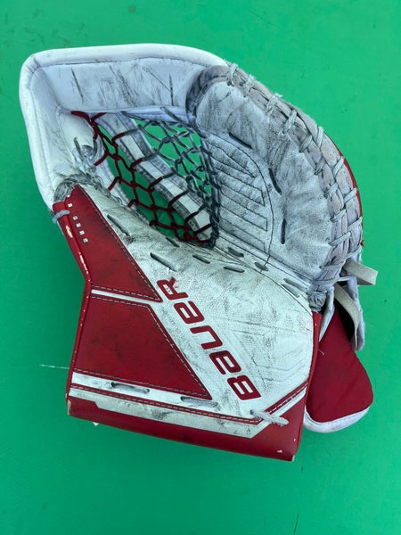 Red Intermediate Bauer M5 Pro Goalie Glove Regular