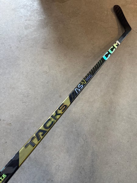 80 Flex P92M New Senior CCM Left Hand Pro Stock Tacks AS-V Pro Hockey Stick