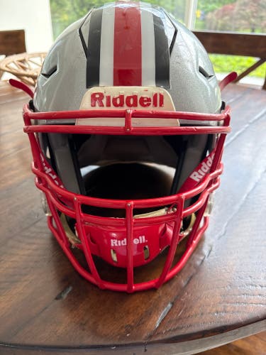 Youth Medium Riddell SpeedFlex Helmet (Used)