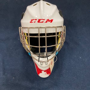 CCM Axis 1.5 Goalie Mask | Junior