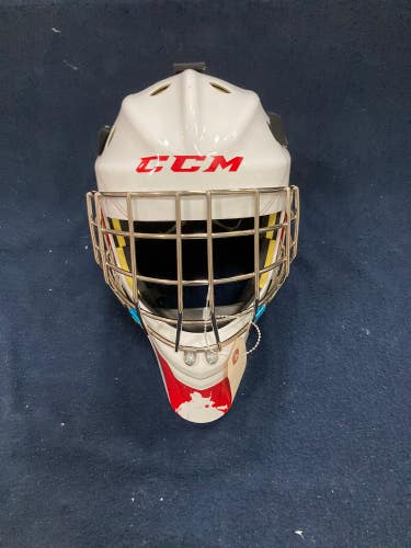 CCM Axis 1.5 Goalie Mask | Junior
