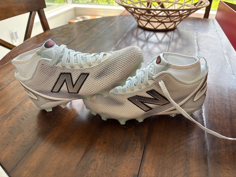 White Unisex Size M 7.5 (W 8.5) Adult New Balance (New)