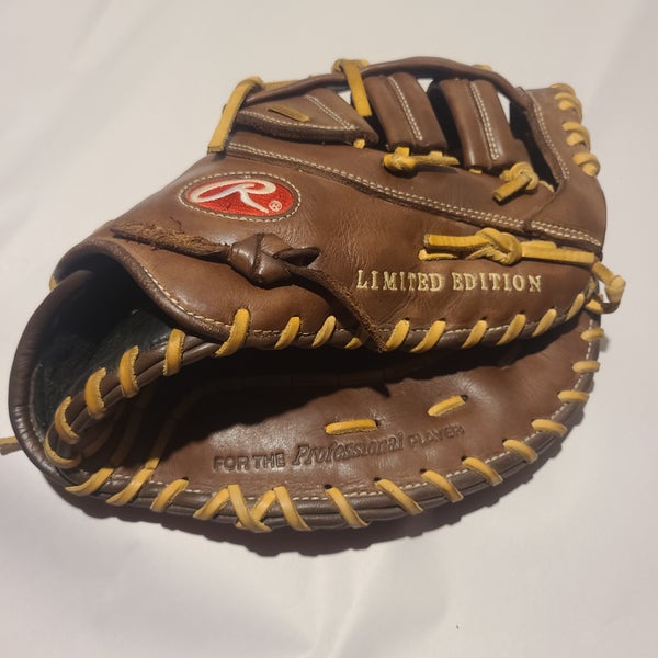 First Base Gold glove limited edition RH Rawlings Baseball Glove 12.5" (Used)