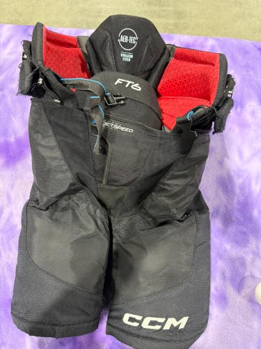 Junior Large CCM Jetspeed ft6 Hockey Pants (Used)