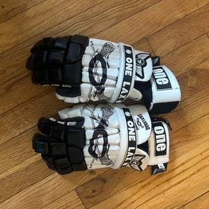 One Lax Lacrosse Gloves XL