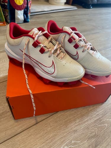 Nike HyperDiamond Women's Softball Cleats (Used)