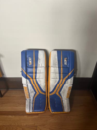 Vaughn V10 Pro Custom Carbon Goalie Leg Pads