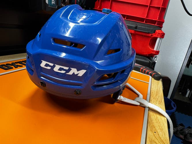 Ccm racks 110’helmet royal blue