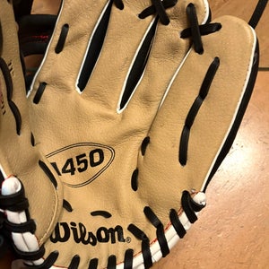 New - Wilson a450 baseball glove