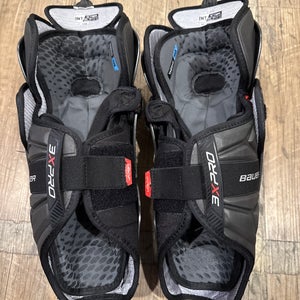 Intermediate Bauer Vapor 3X Pro 13" Shin Pads (Used)