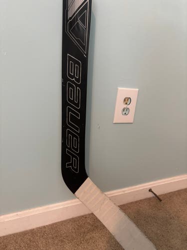 Intermediate Bauer M5 pro Regular Goalie Stick 23" Paddle  (Used)