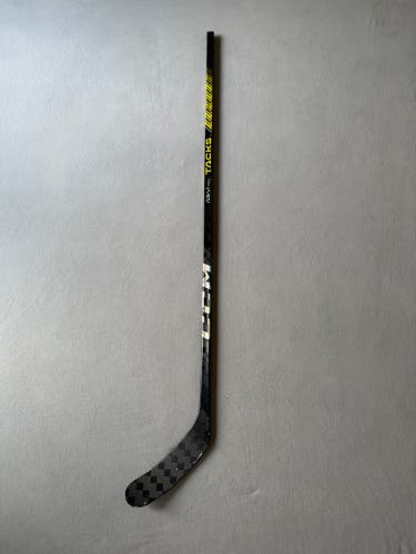 Used Senior CCM RibCor Trigger 9 Pro (AS-VI Pro Dress) 85 Flex P28M Pro Stock RH Hockey Stick