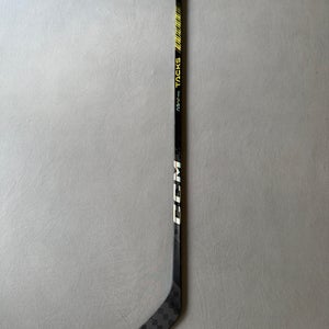 New Senior CCM RibCor Trigger 9 Pro (AS-VI Pro Dress) 85 Flex P28M Pro Stock RH Hockey Stick