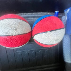 Bundle of 2 Mini Pool Basketballs – Red, White & Blue