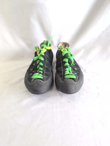 Boreal Climbing Shoes Size M 9.0 (W 10.0) (Used)