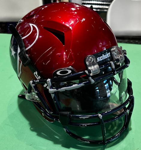 Youth Large Schutt F7 Red Helmet (Used)