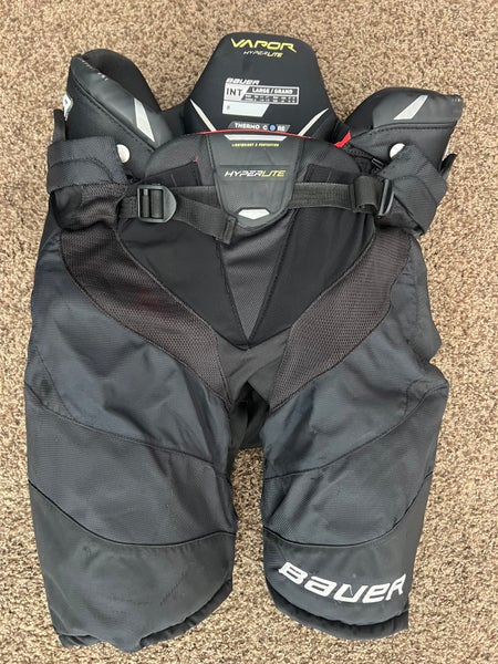 Large Intermediate Bauer Vapor Hyperlite Hockey Pants (Used)