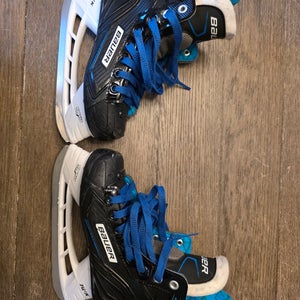 Bauer XL-P Hockey Skates Regular Width Size 2.5 (Used)