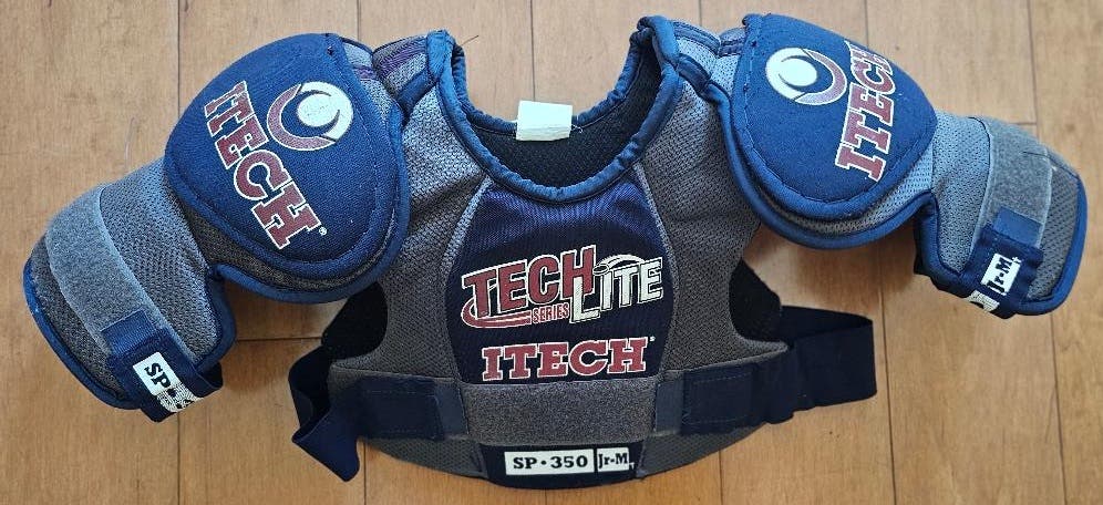 Junior Medium Itech SP350 Shoulder Pads (Used)
