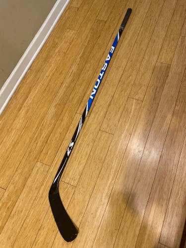 Senior Easton Stealth S7 Left Hand Hockey Stick (Used)