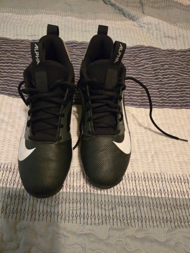 Men's Size M 7.5 (W 8.5) Nike Mid Top Molded Cleats (Used)