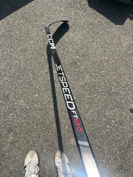 Intermediate CCM Jetspeed FT690 Hockey Stick Left Hand P29