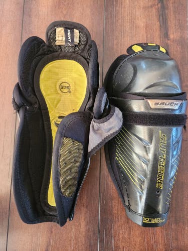 Youth Bauer Supreme 1S 10" Shin Pads (Used)