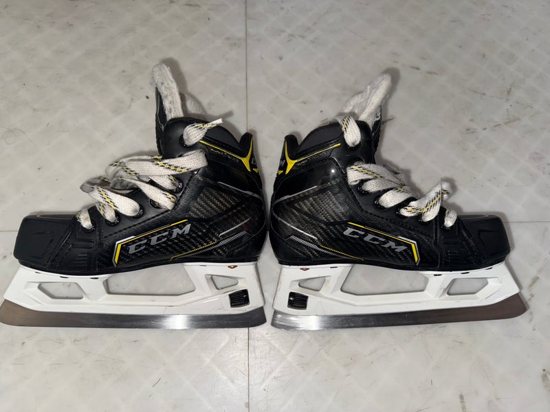 CCM Super Tacks 9370 Hockey Goalie Skates Regular Width 13 (Used)
