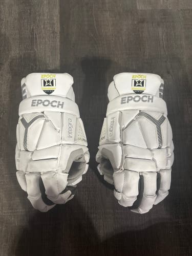 Epoch Integra Lacrosse Gloves Medium (Used)