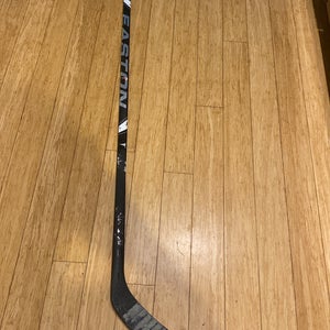 Easton S17 Senior Stick Zetterberg Curve