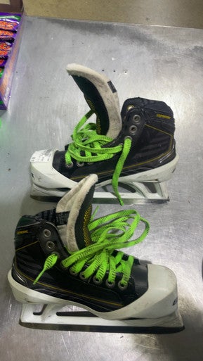 Bauer (Used) Intermediate Junior Size 2 Hockey Goalie Skates