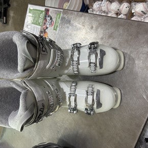 Used Dalbello ASPIRE 5.9 Womens DH Ski Boot White 265 MP - M08.5 - W09.5 11605-S000201985