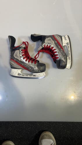 Bauer Used Youth Size 12 Hockey Skates