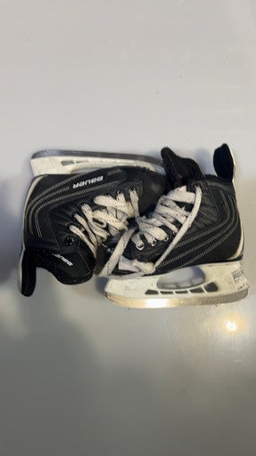 Bauer Used Youth Size 11 Hockey Skates