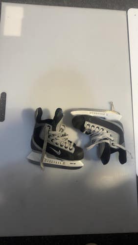 Nike Used Youth Hockey Skates