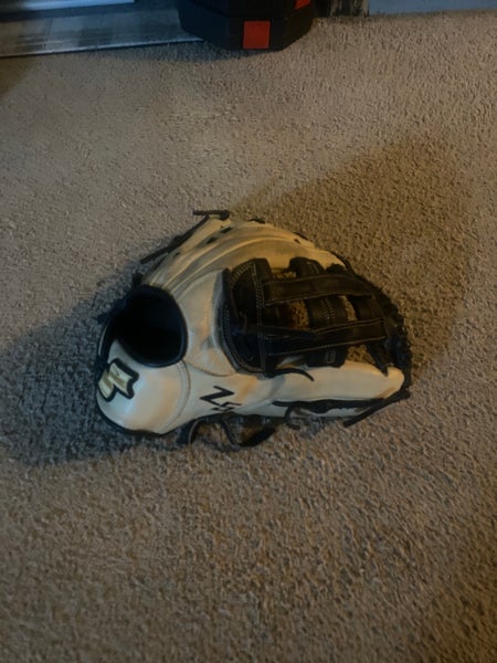 2022 RH Outfield SSK Baseball Glove 9.5" (Used)