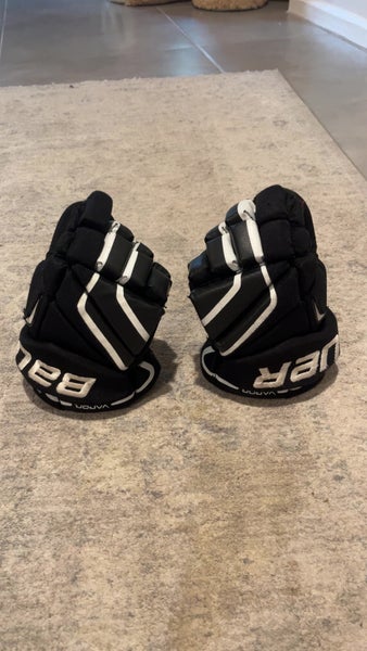Bauer Gloves 11" (Used)