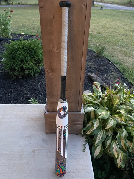 2021 DeMarini Prism+ Composite Bat (-11)  20 oz 31"