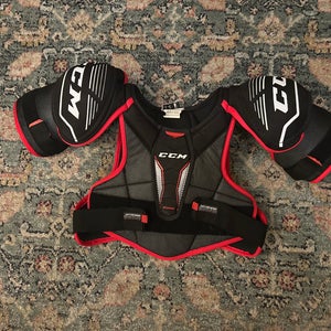 Senior Medium CCM Jetspeed Edge Shoulder Pads (Used)